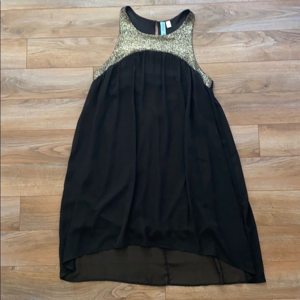 Flowy Dress w/ Some Sparkle